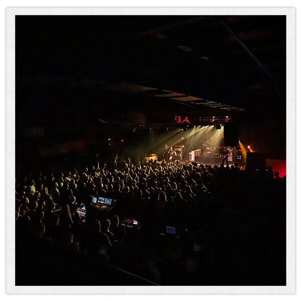 Shot of crowd at a concert at Club LA, Destin, FL